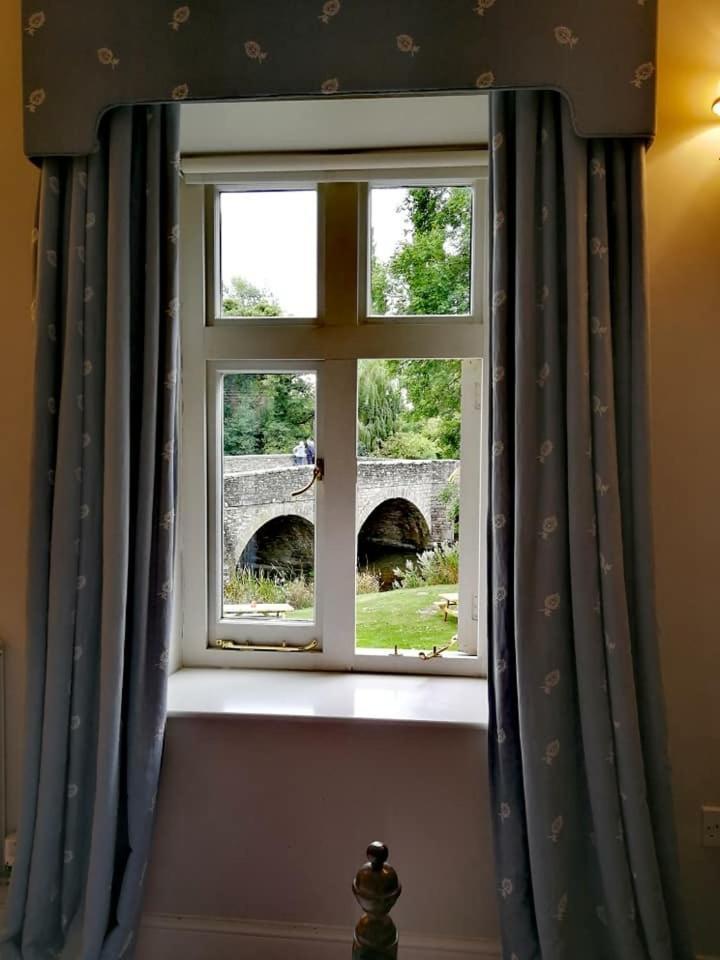 The Lion Hotel Leintwardine Bagian luar foto